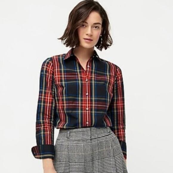J. Crew Women's Slim Stretch Perfect Shirt in Black Stewart Tartan Plaid Size 2 - Picture 2 of 13
